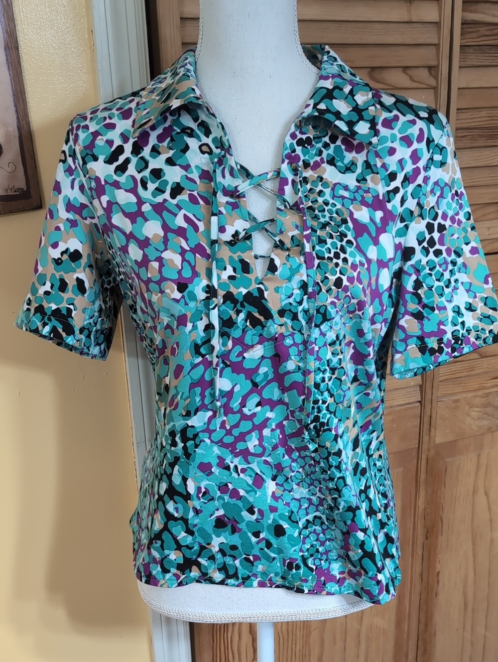 DANA BUCHMAN Teal & Purple V-Neck Lace-Up Top S Small